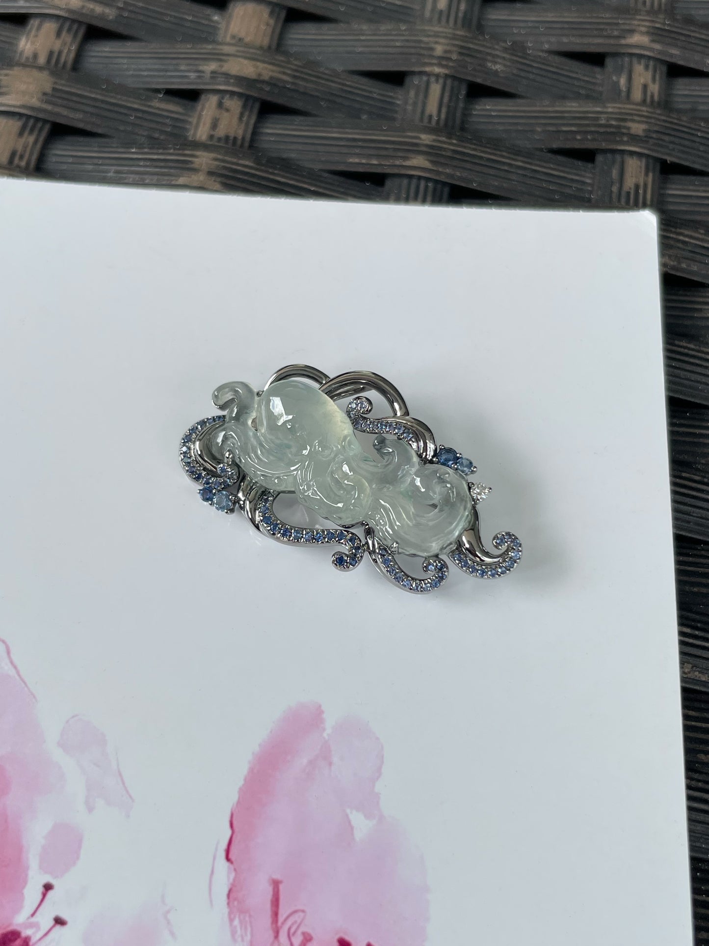 Icy White Jade Pendant / Brooch - Octopus (NJP187)