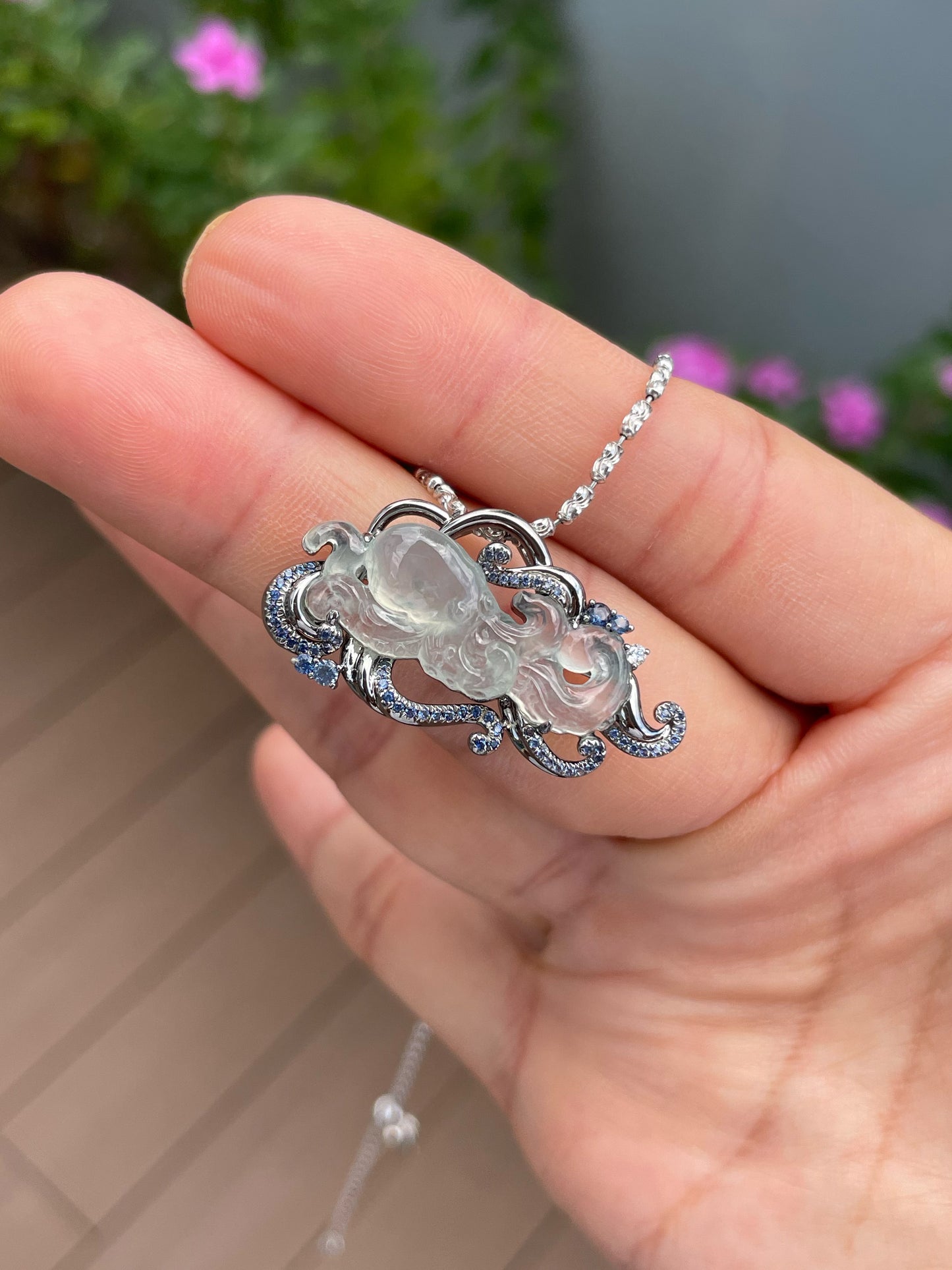 Icy White Jade Pendant / Brooch - Octopus (NJP187)