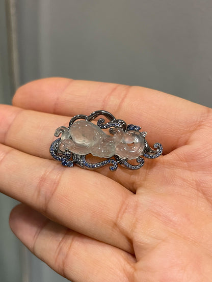 Icy White Jade Pendant / Brooch - Octopus (NJP187)