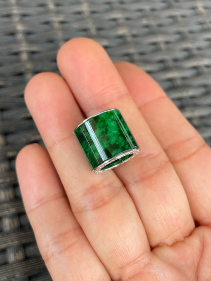 Green Jade Barrel Pendant - Lu Lu Tong 路路通 (NJP188)