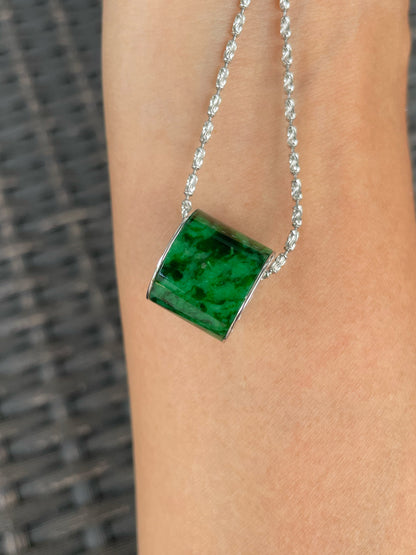 Green Jade Barrel Pendant - Lu Lu Tong 路路通 (NJP188)