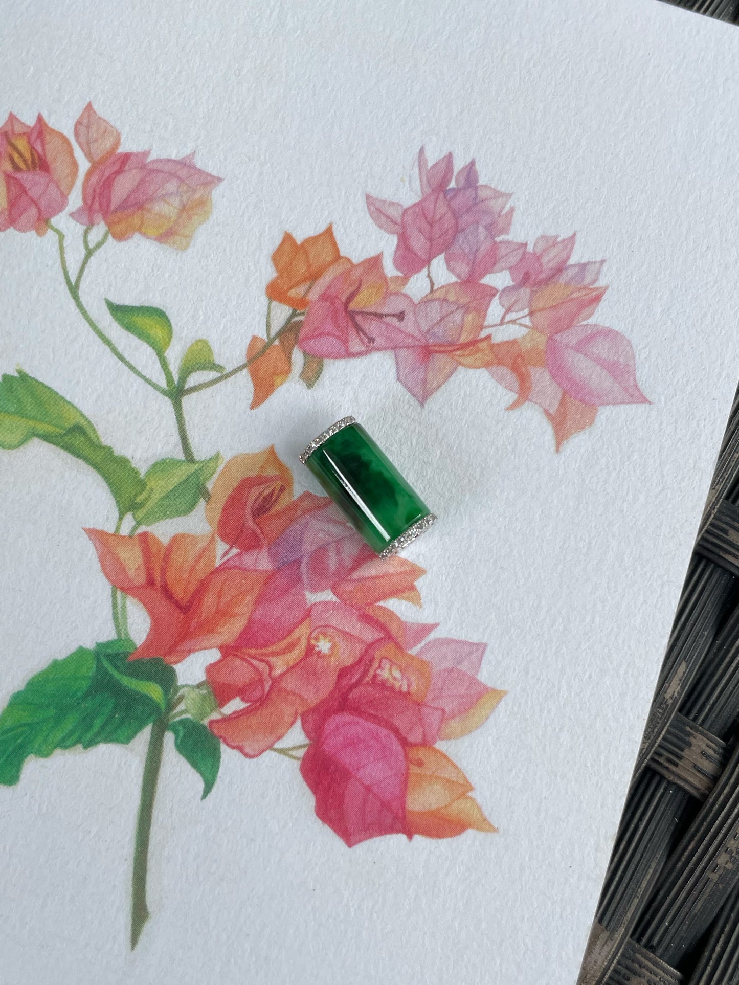 Green Jade Barrel Pendant - Lu Lu Tong 路路通 (NJP191)