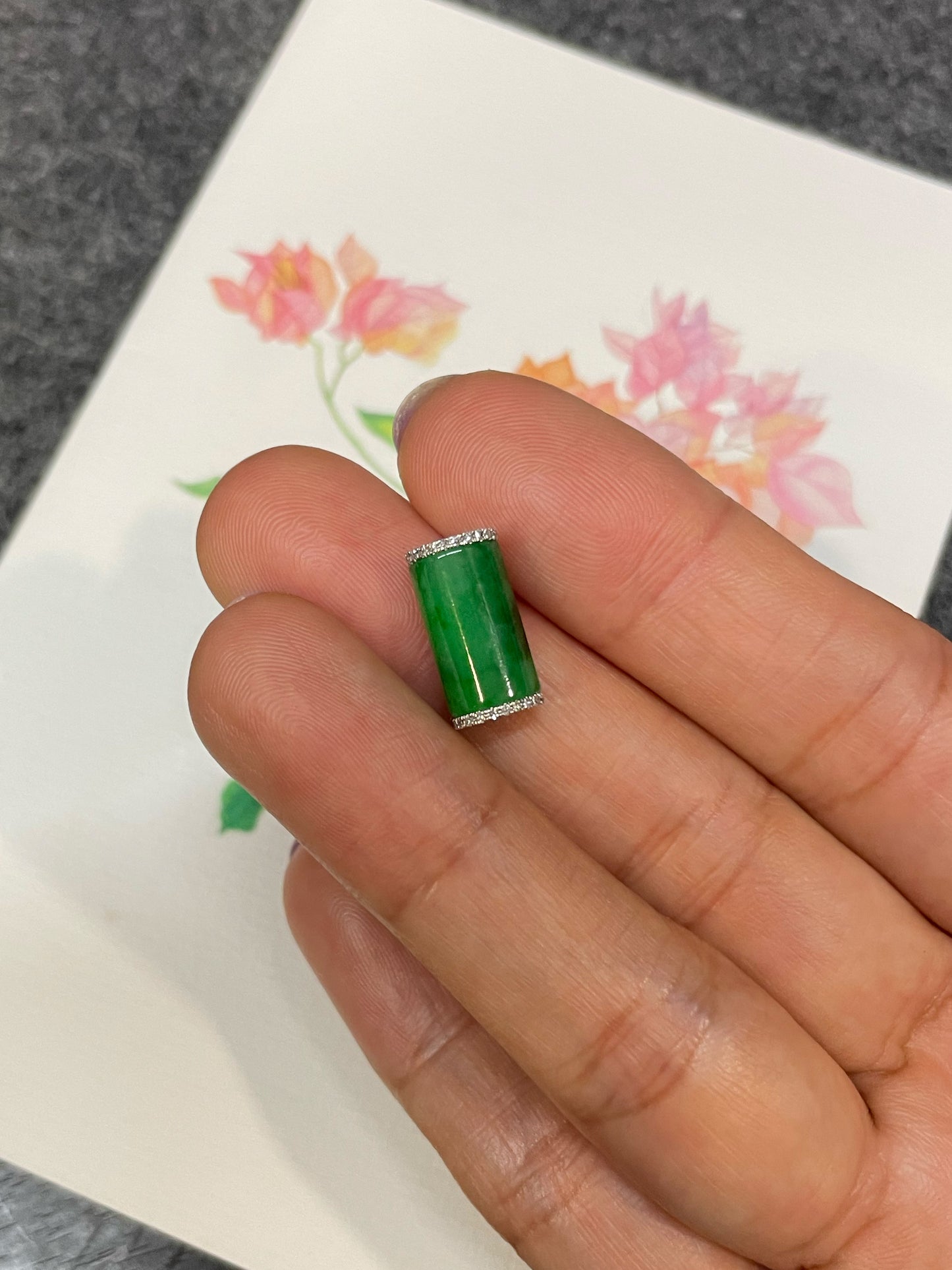 Green Jade Barrel Pendant - Lu Lu Tong 路路通 (NJP191)