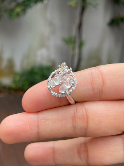 Glassy Goldfish Jade Ring (NJR161)