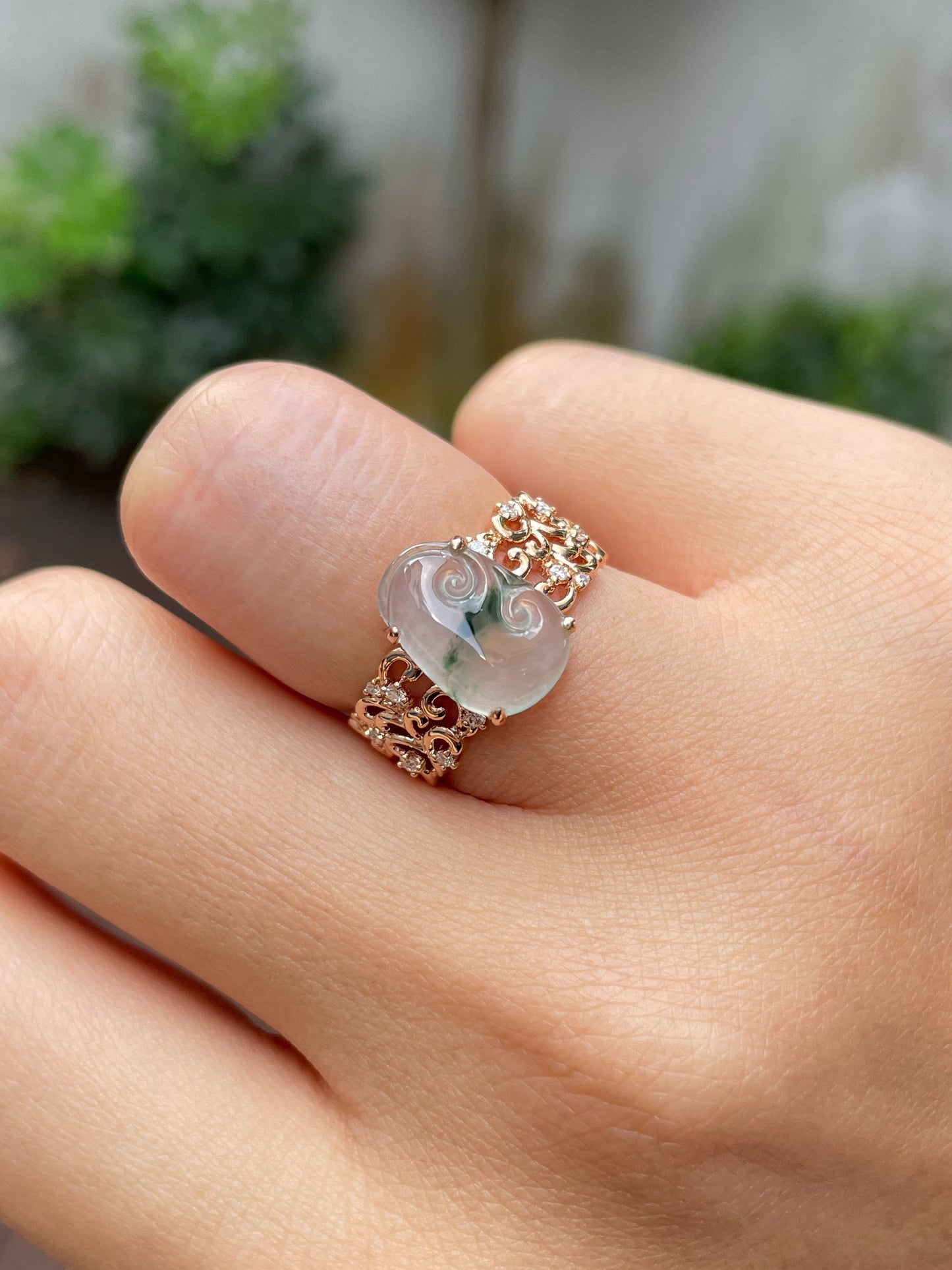 Glassy Jadeite Ring - Ruyi 如意 (NJR165)