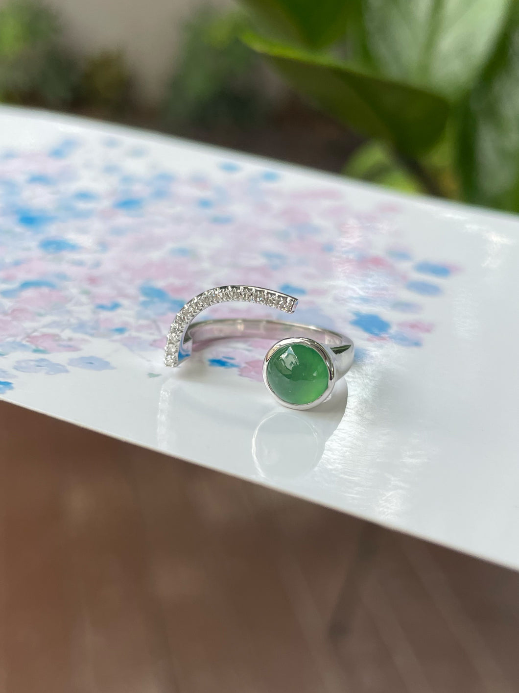 Green Jadeite Cabochon Ring (NJR192)