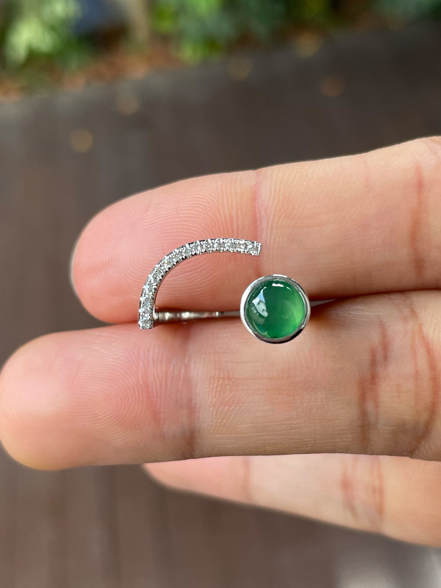 Green Jadeite Cabochon Ring (NJR192)