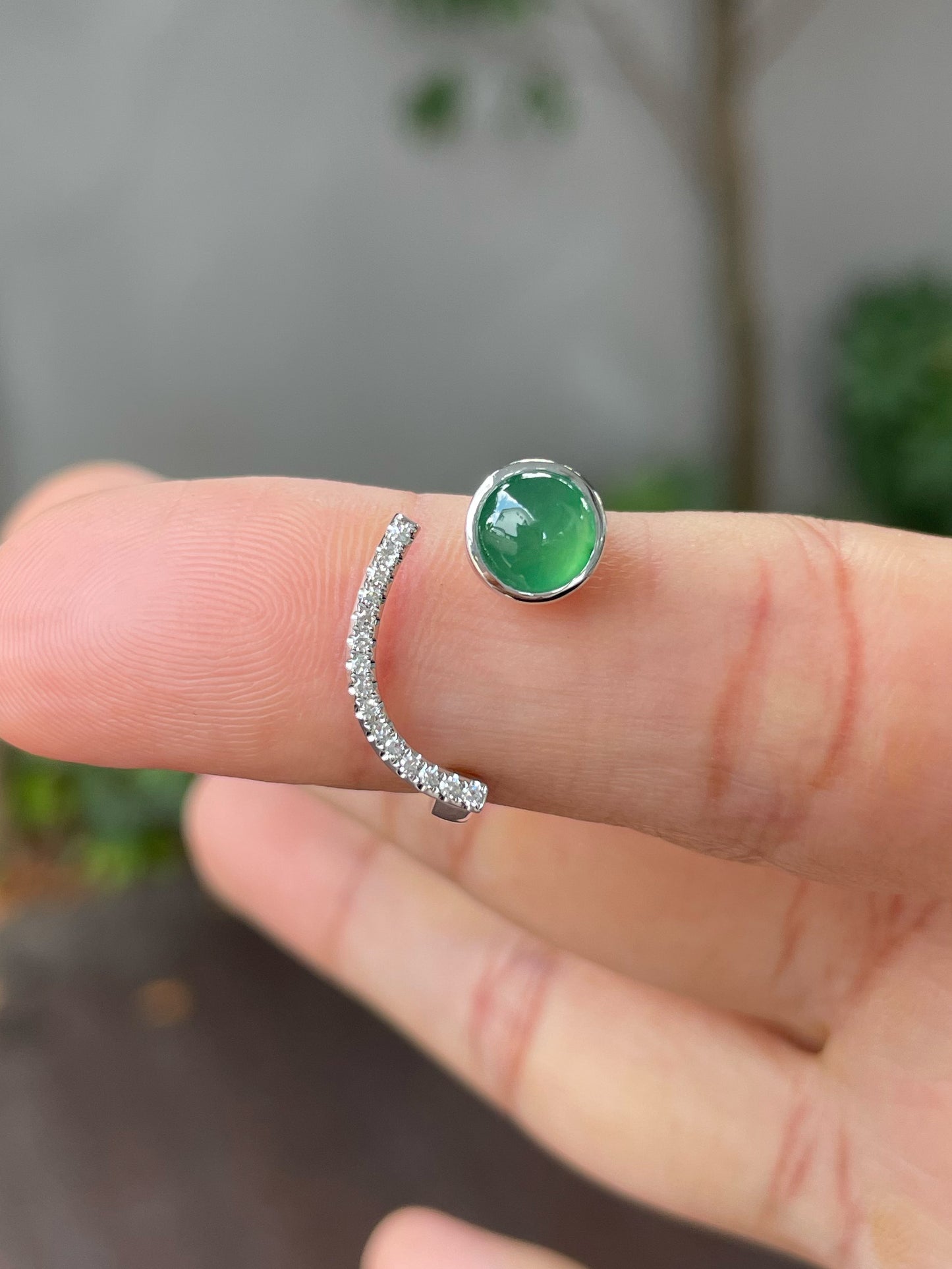 Green Jadeite Cabochon Ring (NJR192)