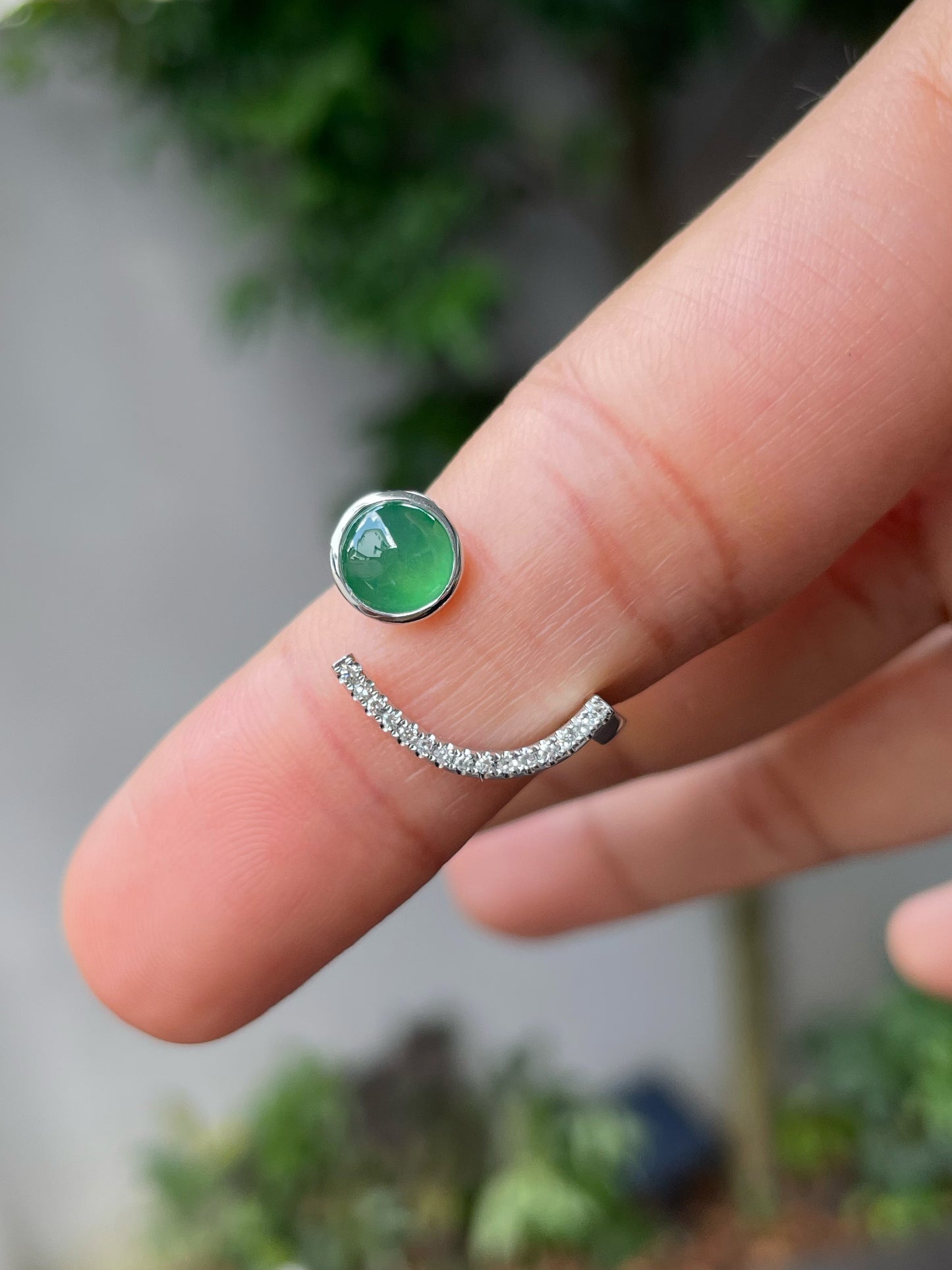 Green Jadeite Cabochon Ring (NJR192)