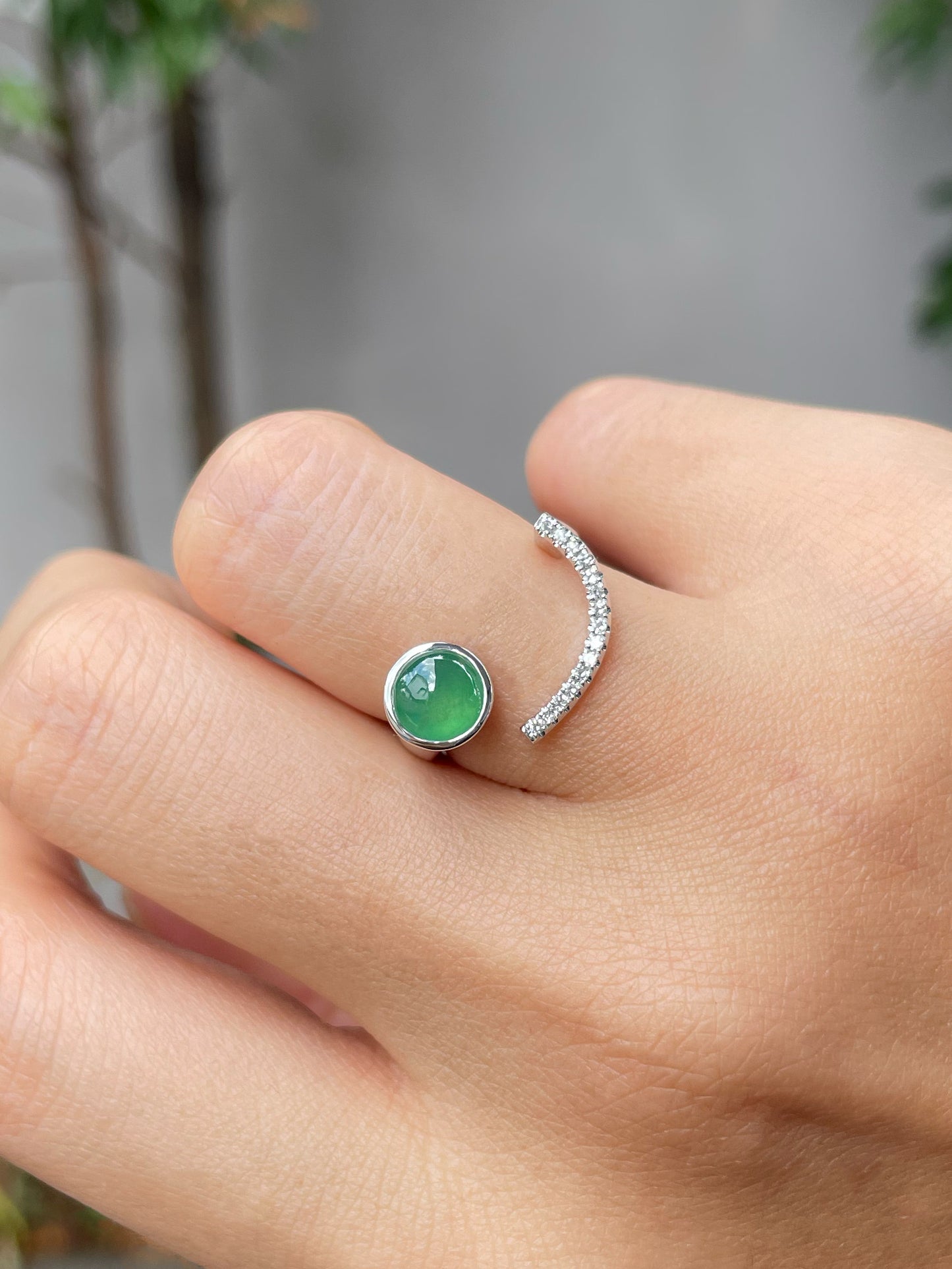 Green Jadeite Cabochon Ring (NJR192)