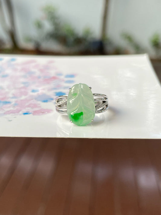 White With Green Jadeite Ring - Leaf Carving 叶子 (NJR251)