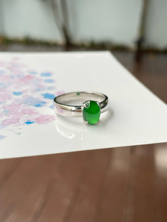 Green Jadeite Cabochon Ring (NJR282)