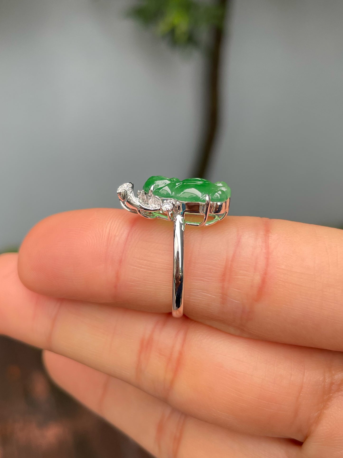 Green Goldfish Jade Ring (NJR296)