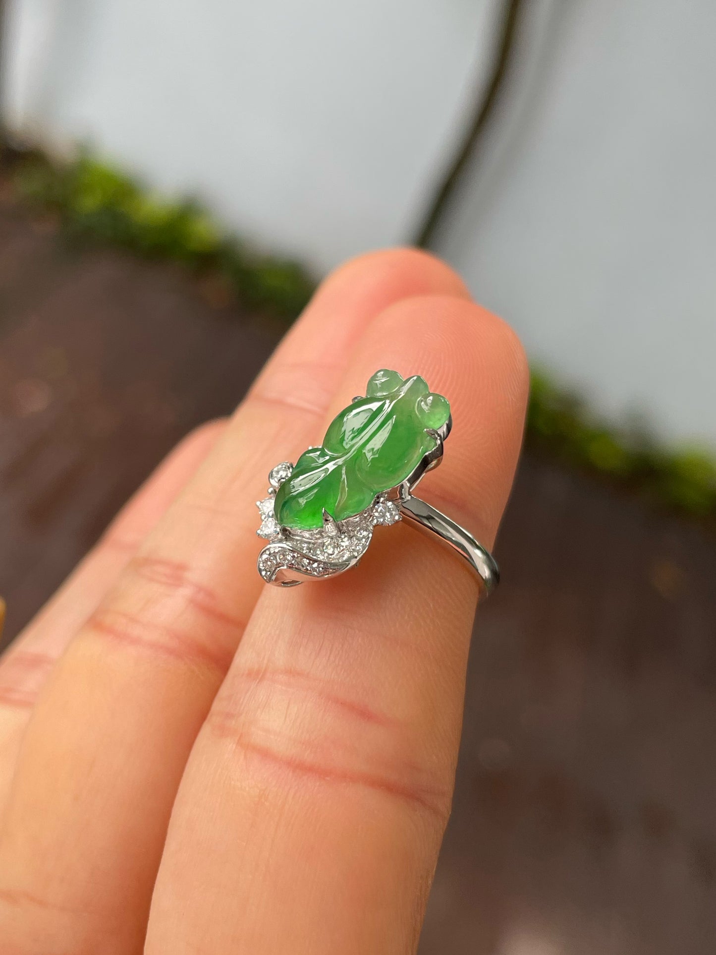 Green Goldfish Jade Ring (NJR296)