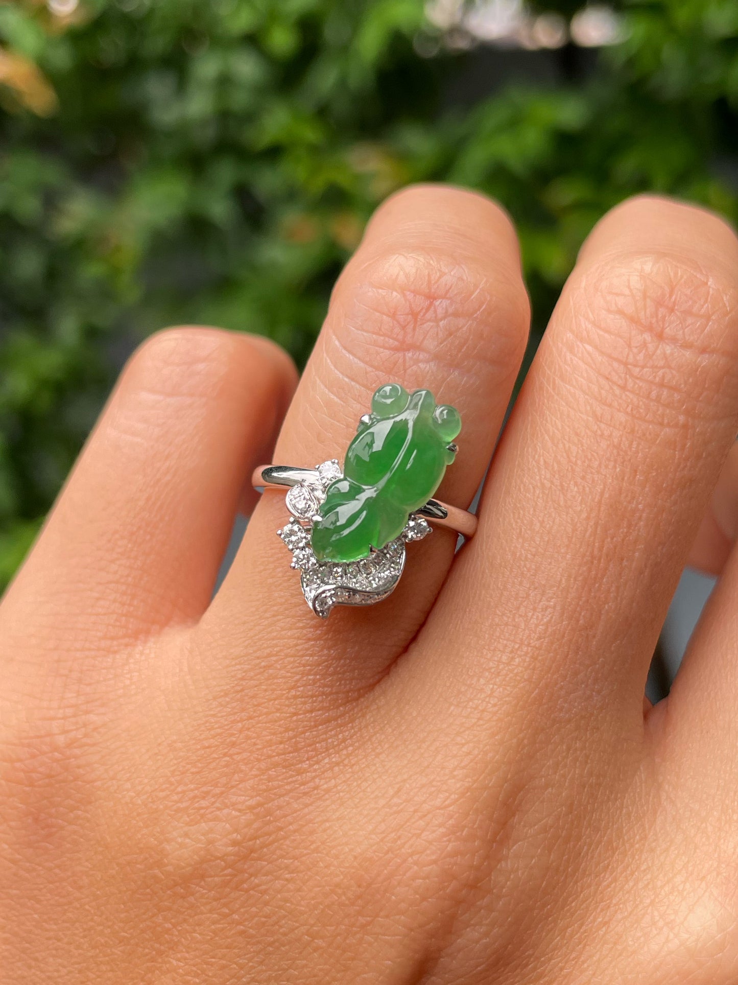 Green Goldfish Jade Ring (NJR296)