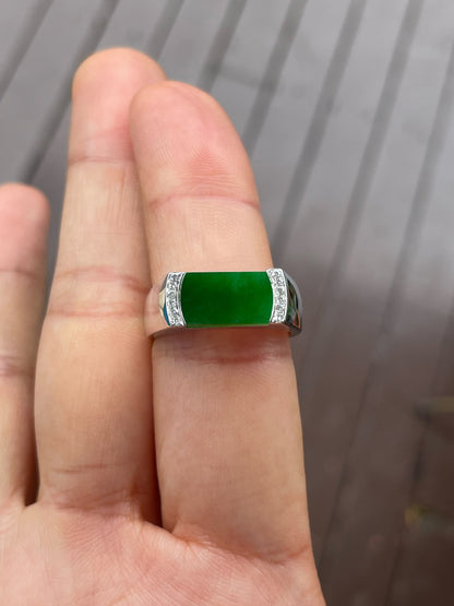 Green Jadeite Ring (NJR330)