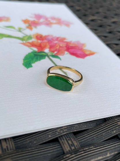 Green Jadeite Ring (NJR367)