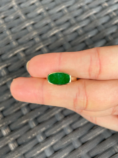 Green Jadeite Ring (NJR367)