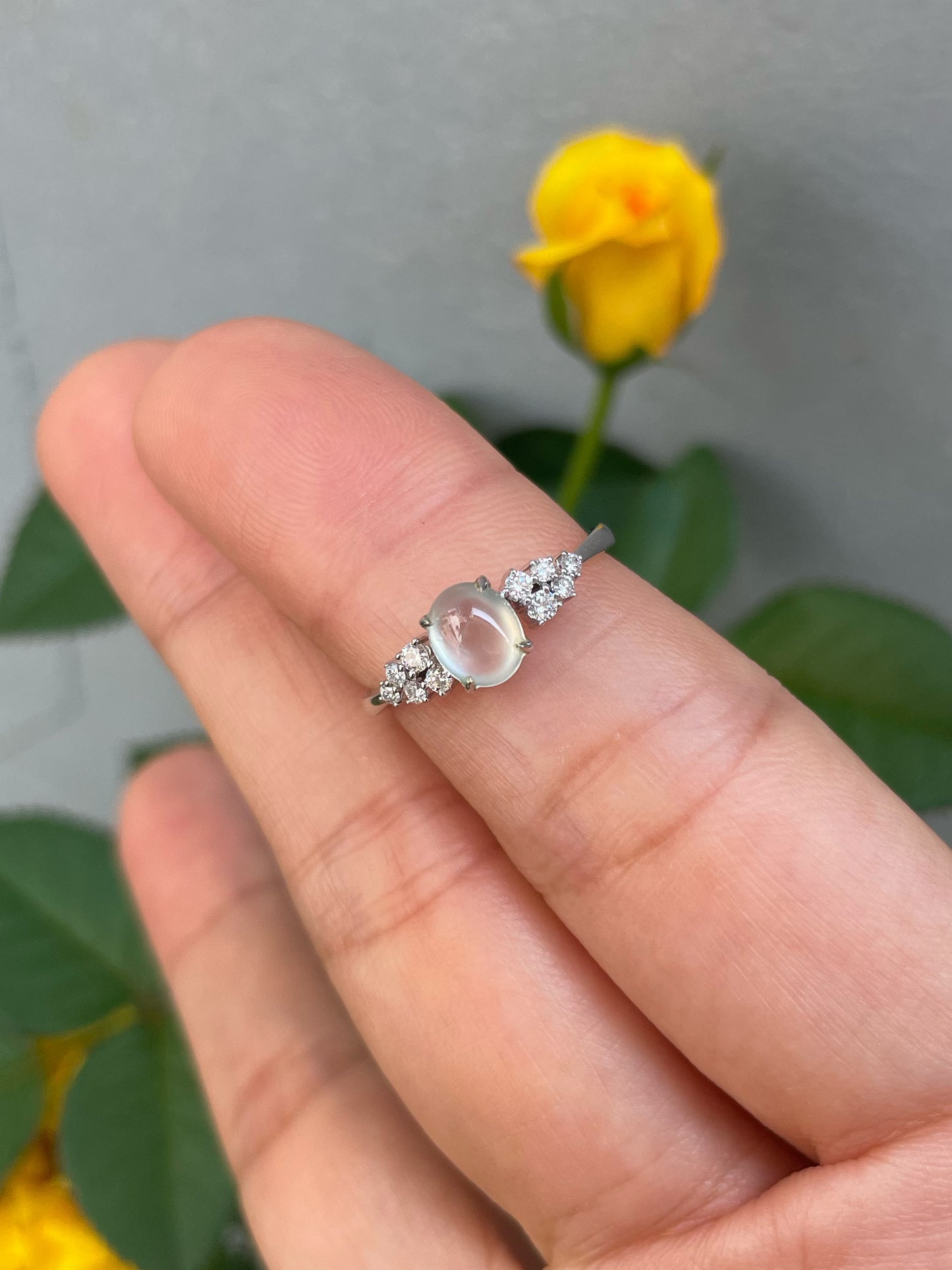 Glassy Cabochon Jade Ring (NJR372)