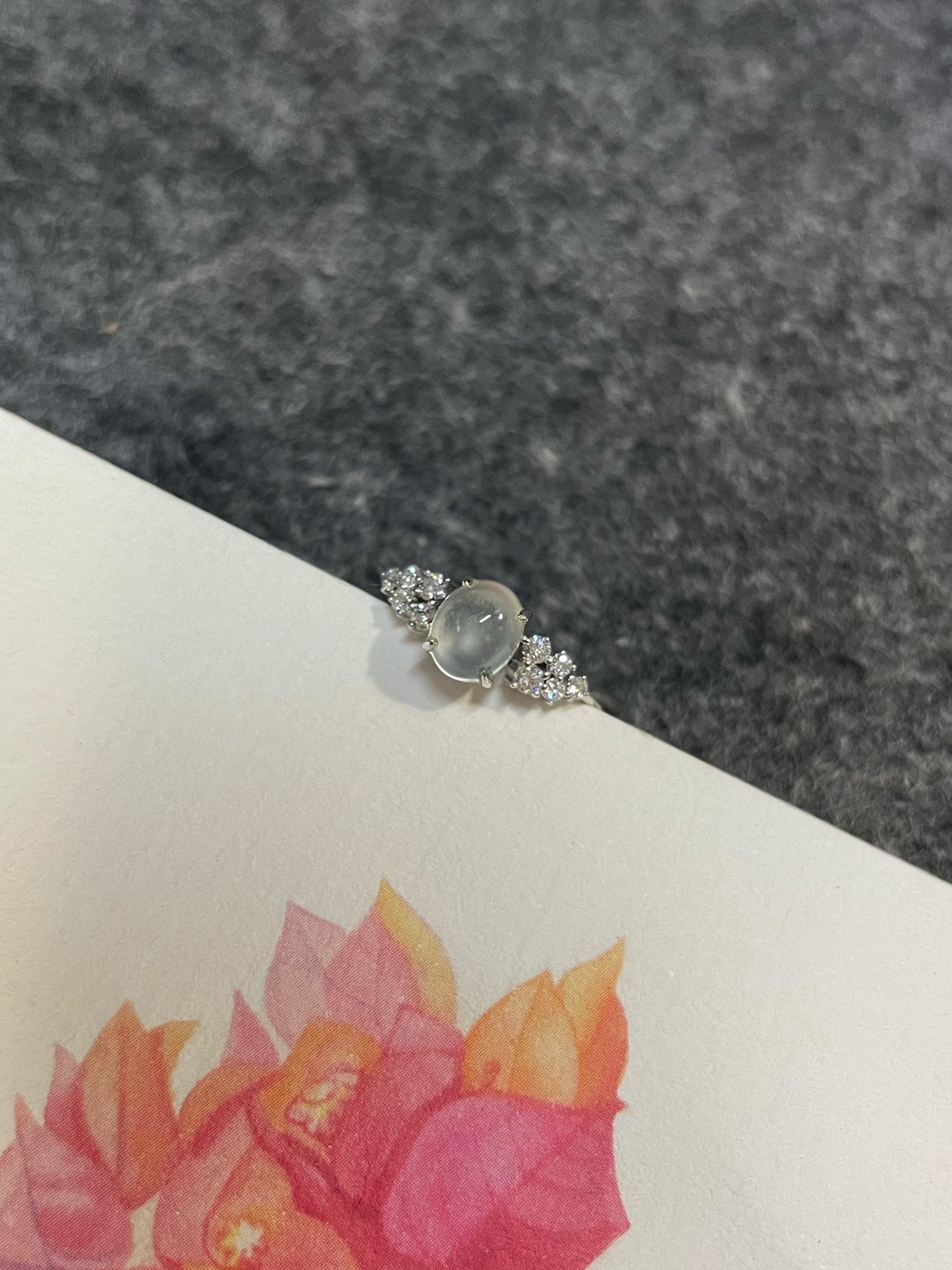 Glassy Cabochon Jade Ring (NJR372)