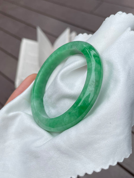 Green Jadeite Bangle | 53mm (NJBA001)