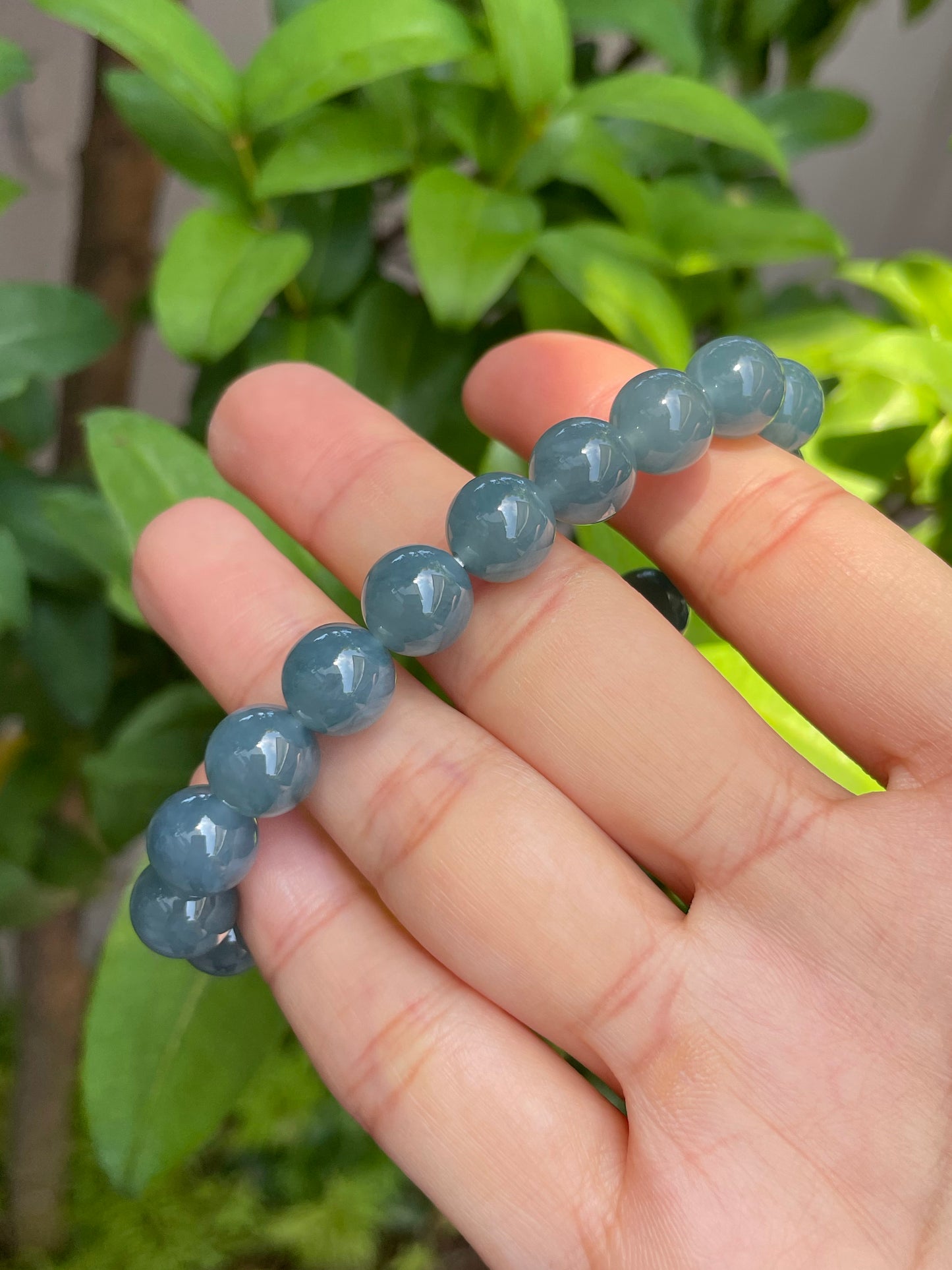 Blue Jade Bracelet - Round Beads (NJBA052)