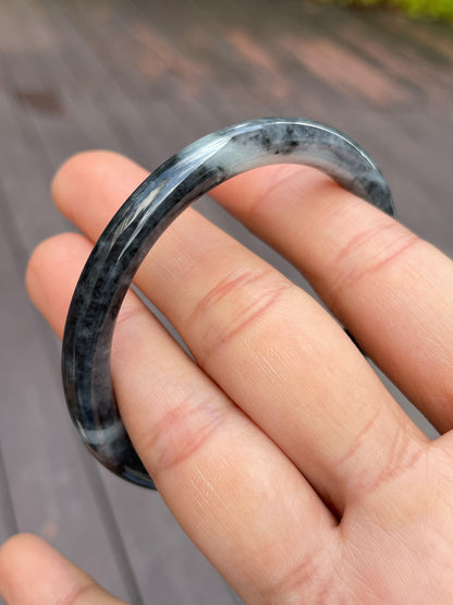 Black Jade Bangle | 54mm (NJBA068)