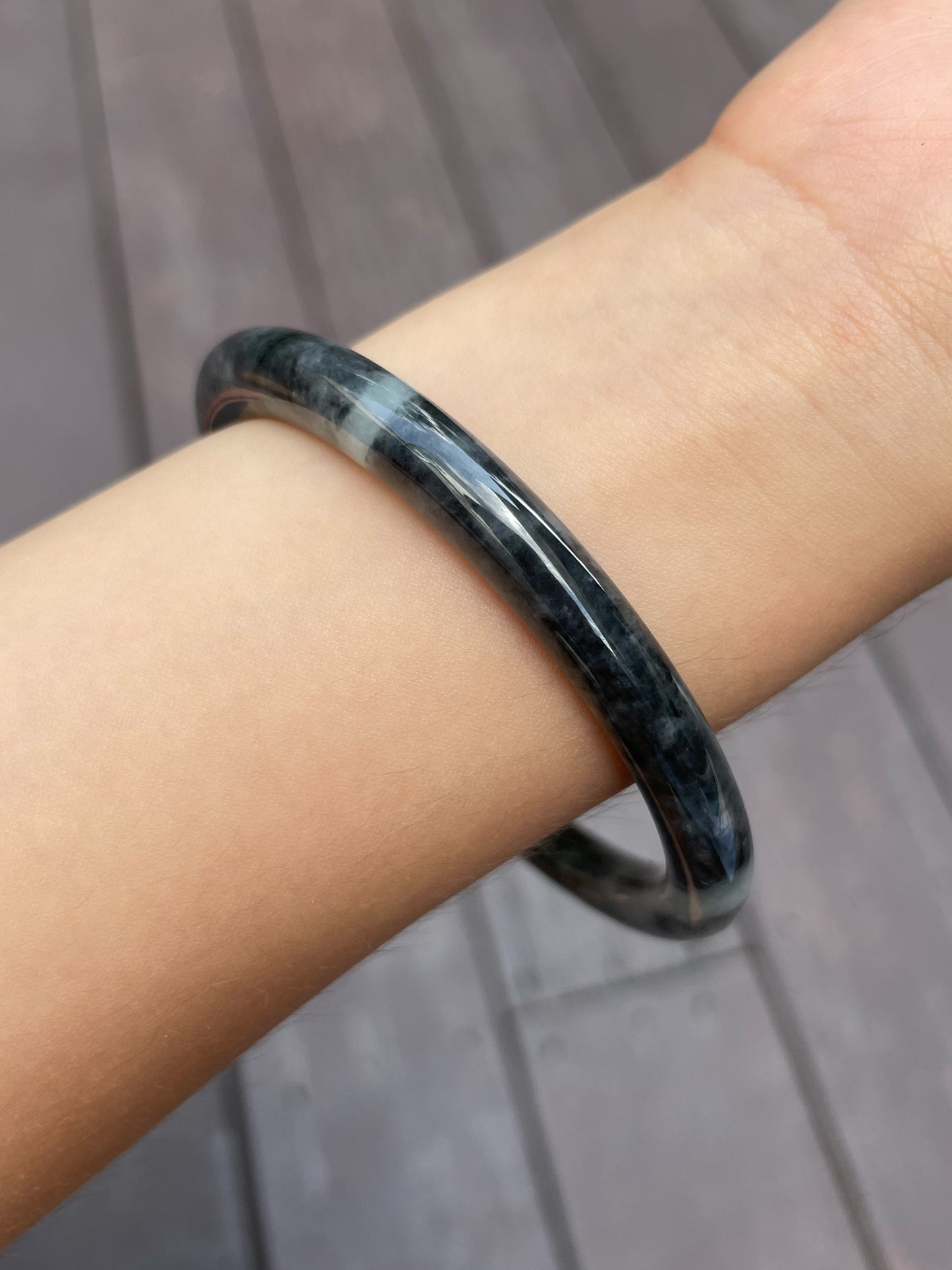 Black Jade Bangle | 54mm (NJBA068)