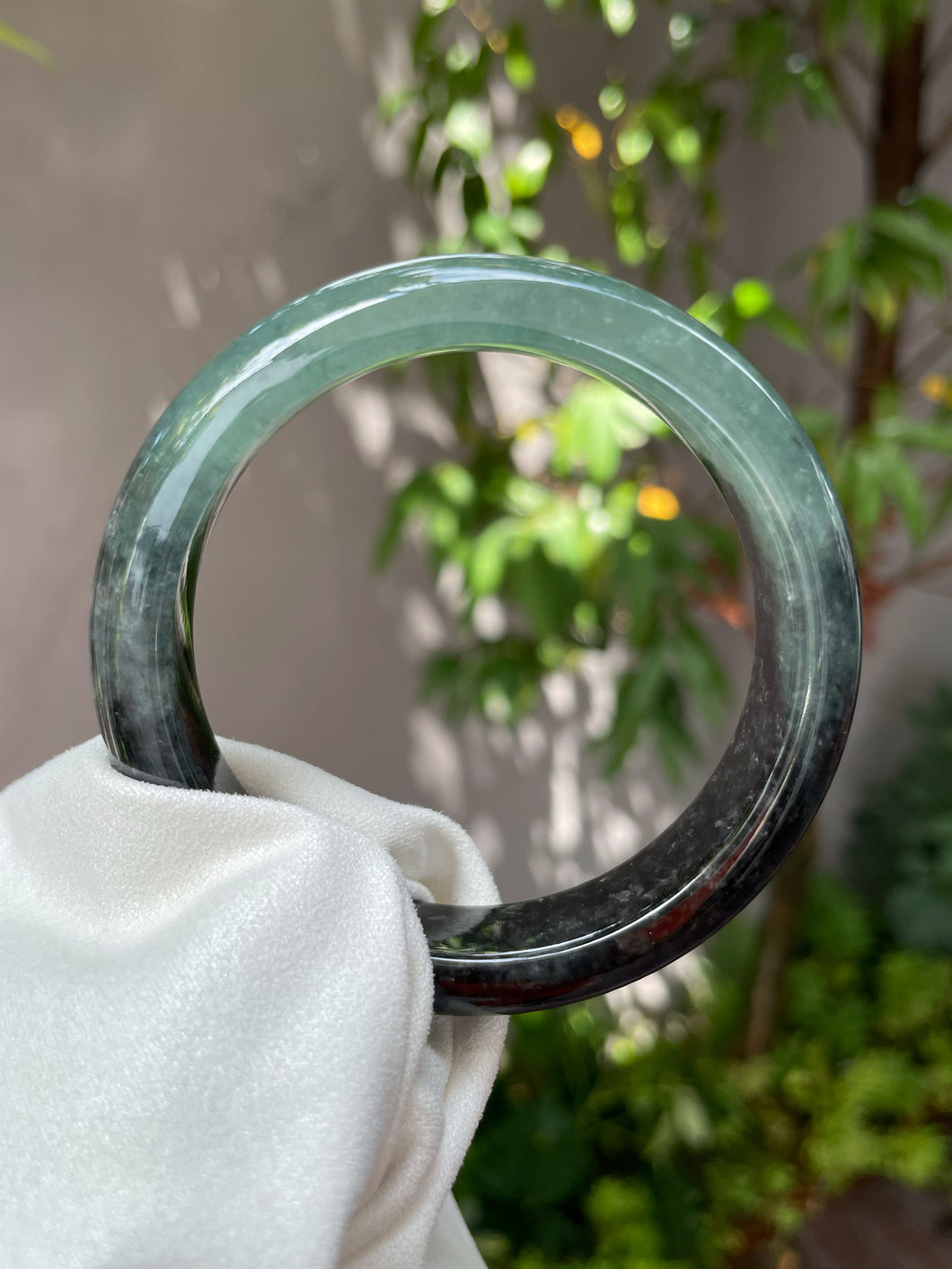 Icy Green With Black Jade Bangle | 57mm (NJBA072)