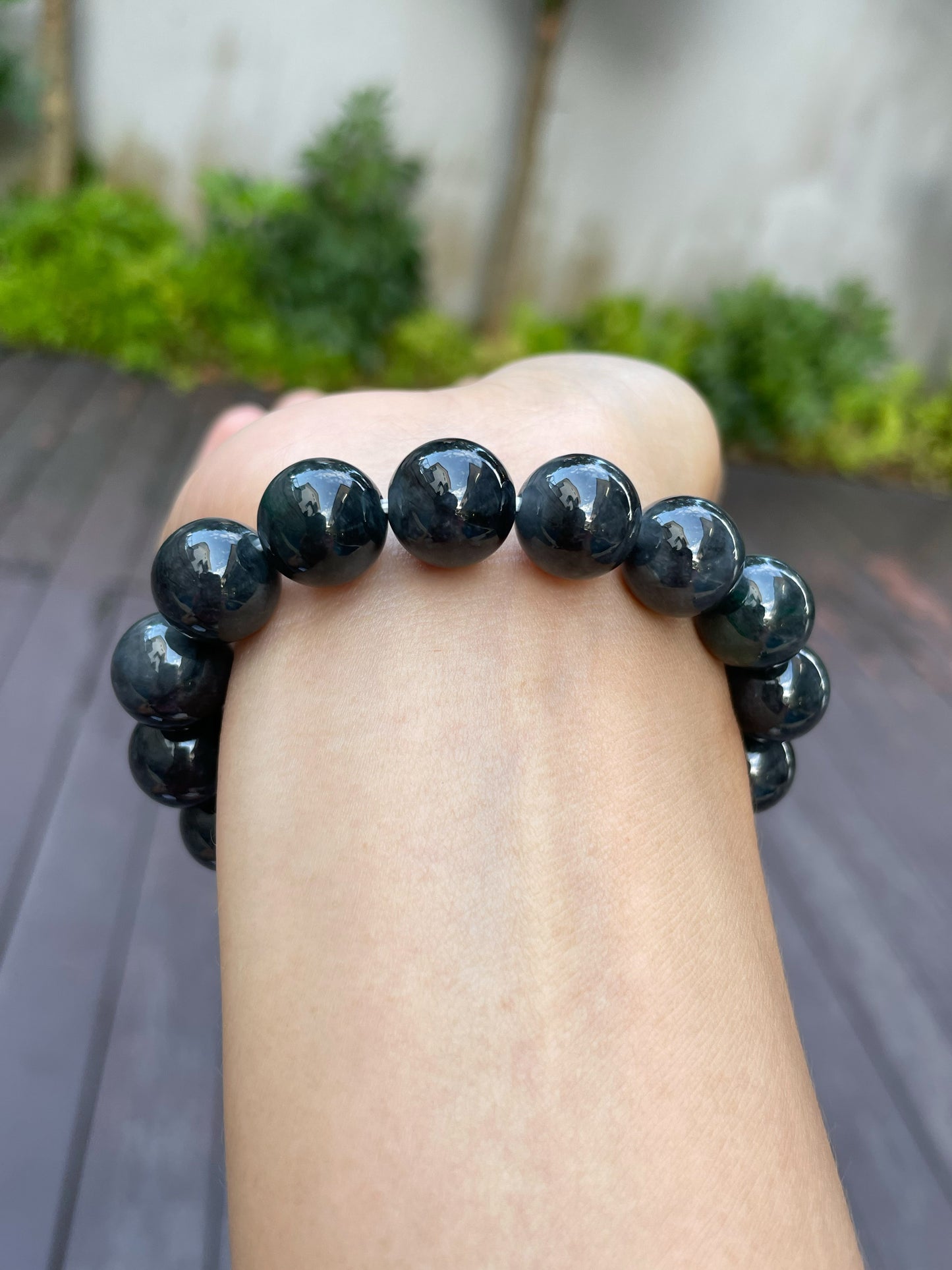 Black Jade Bead Bracelet (NJBA073)