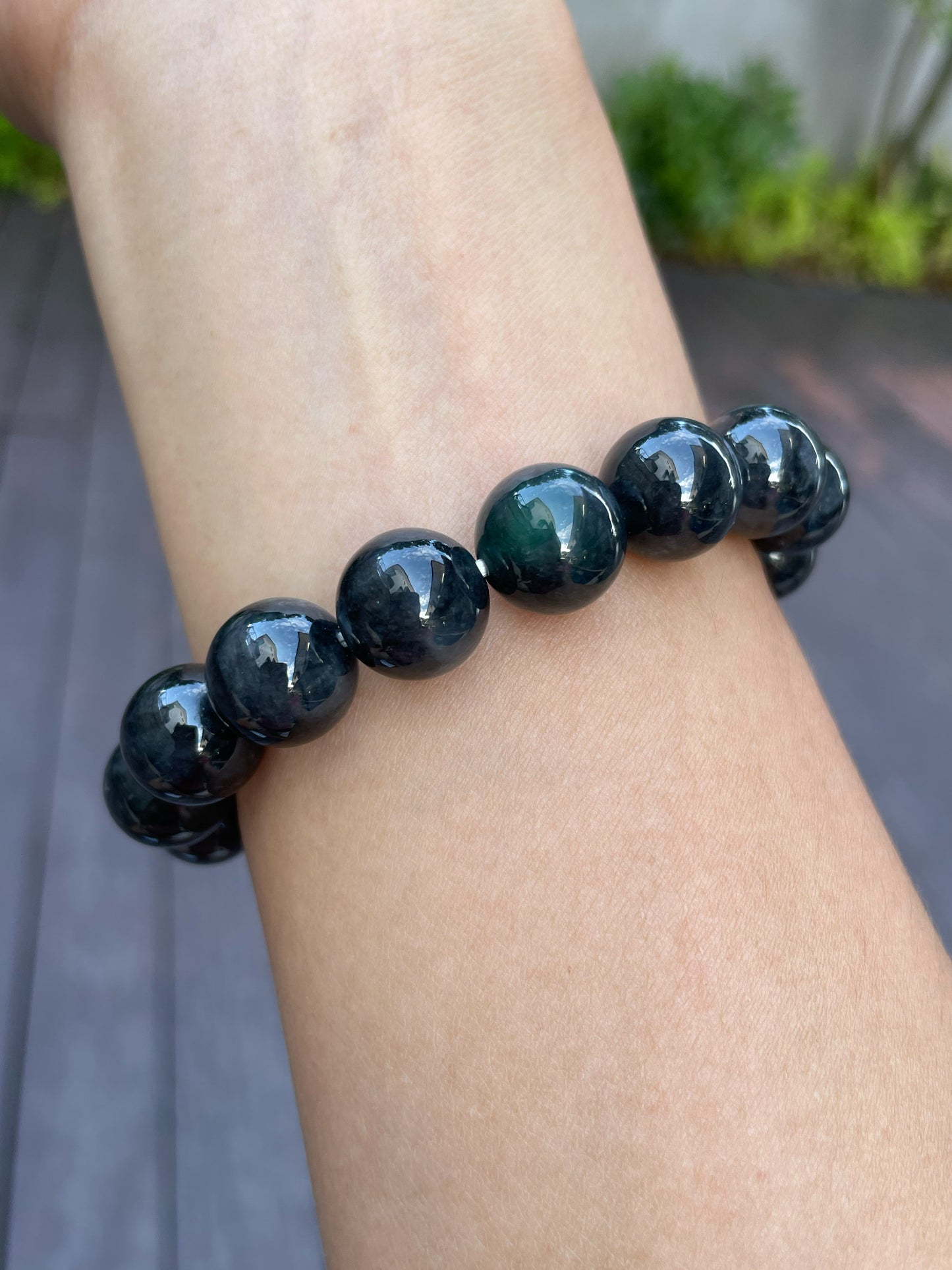 Black Jade Bead Bracelet (NJBA073)