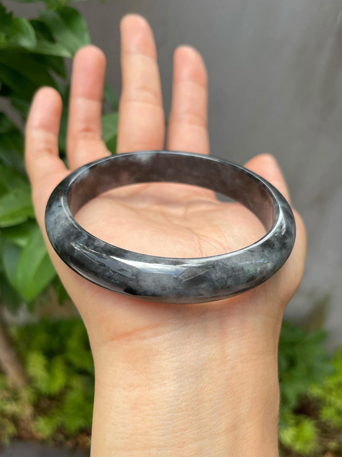 Black Jade Bangle | 62mm (NJBA081)