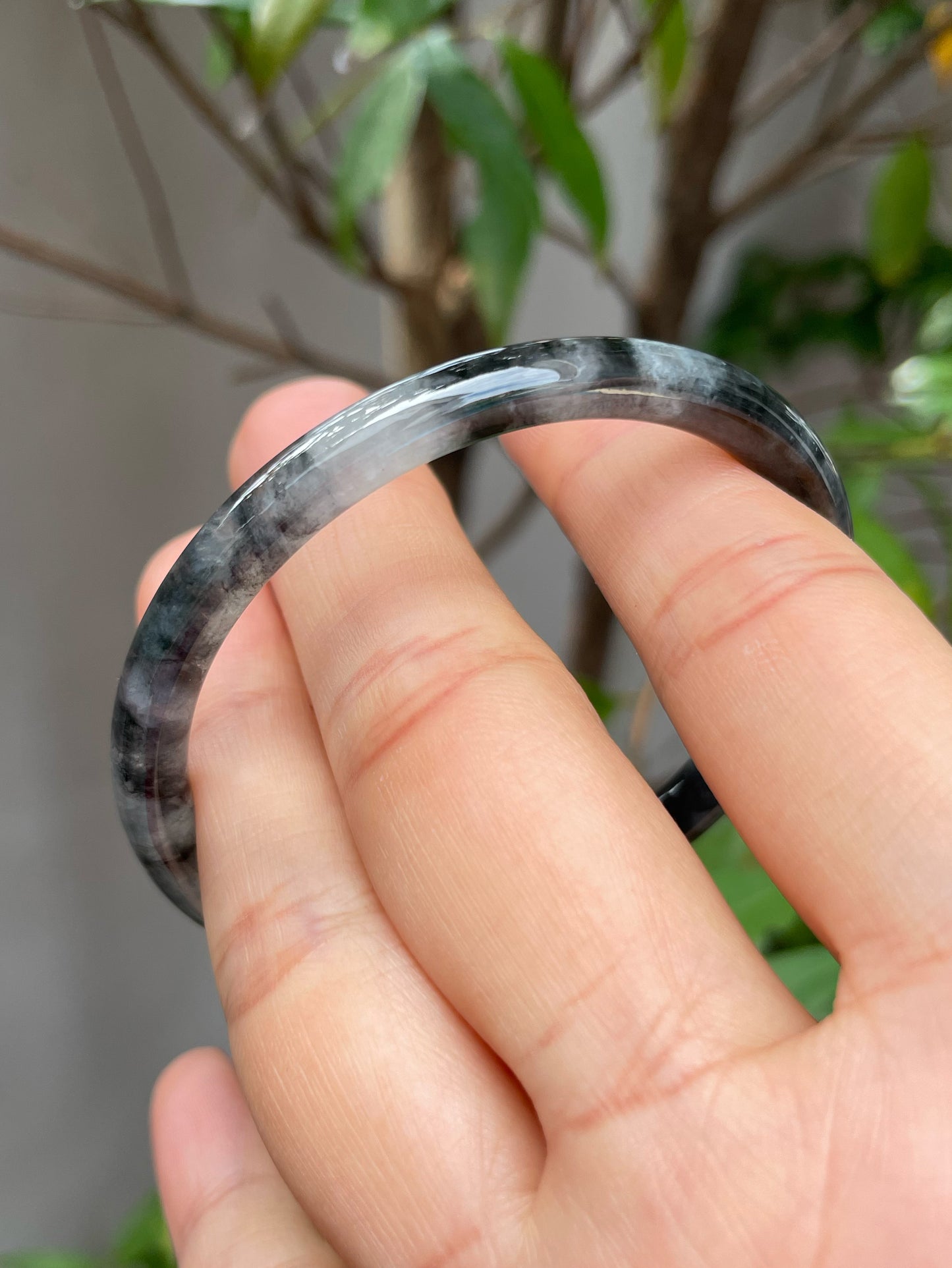 Icy Black Jade Bangle | 54mm (NJBA088)