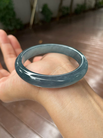 Icy Blue Jade Bangle | 57mm (NJBA092)