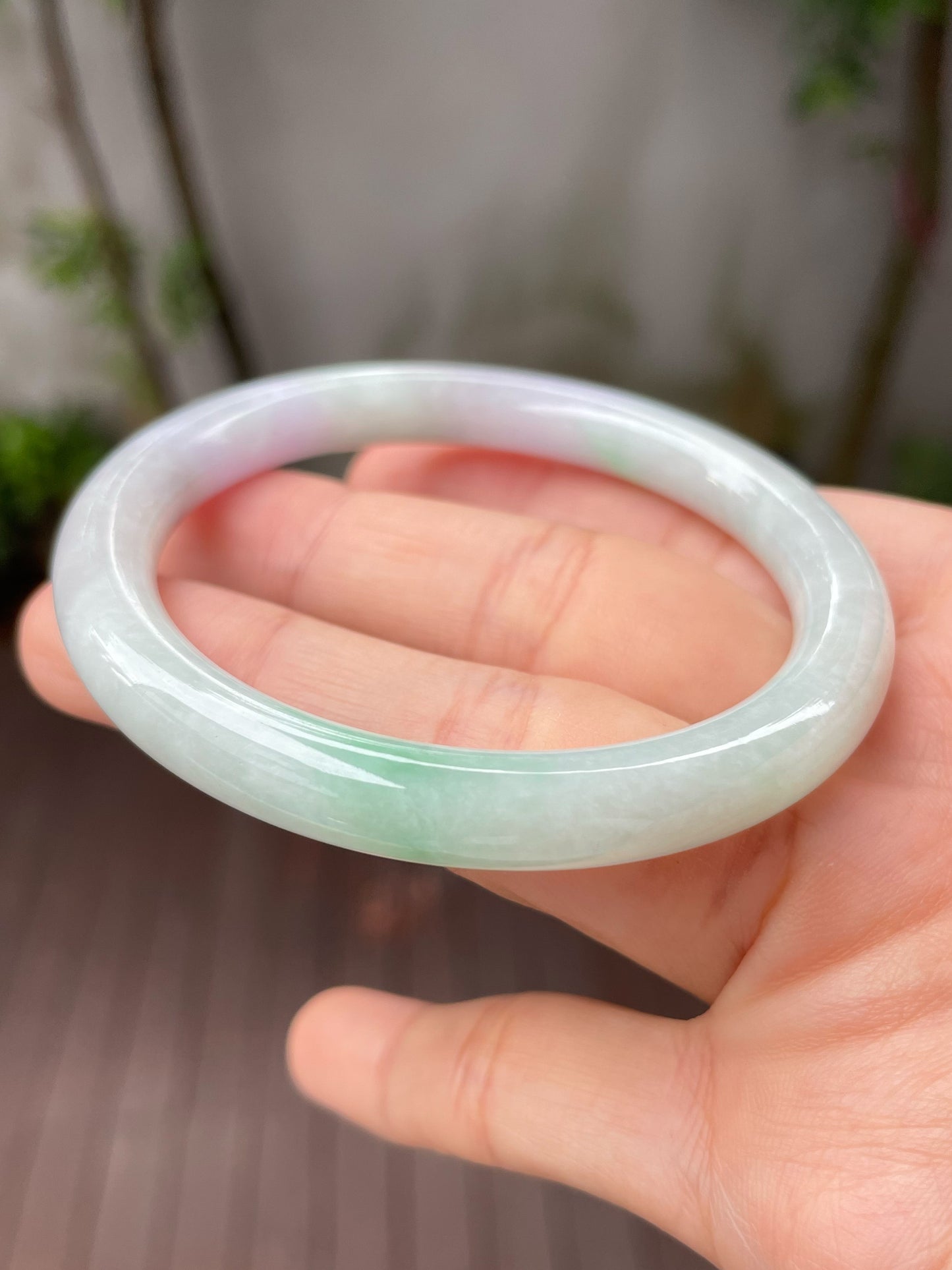 Light Green & Lavender Jade Bangle | 57mm (NJBA093)