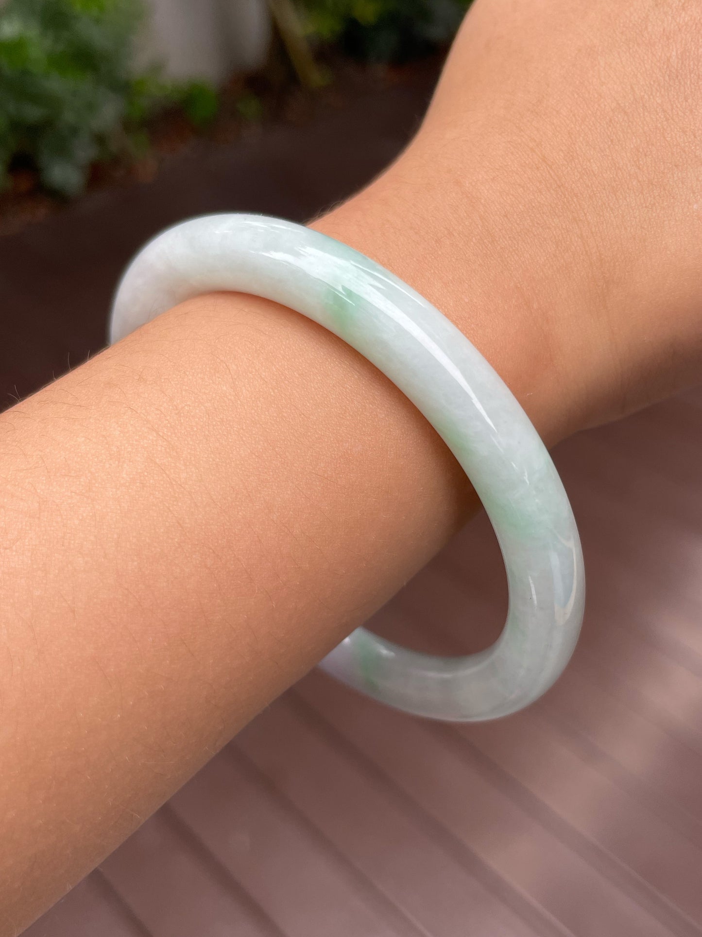 Light Green & Lavender Jade Bangle | 57mm (NJBA093)