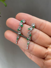 Load image into Gallery viewer, Glassy and Green Jadeite Earrings (NJE007)

