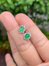 Load image into Gallery viewer, Green Jadeite Earrings (NJE107)
