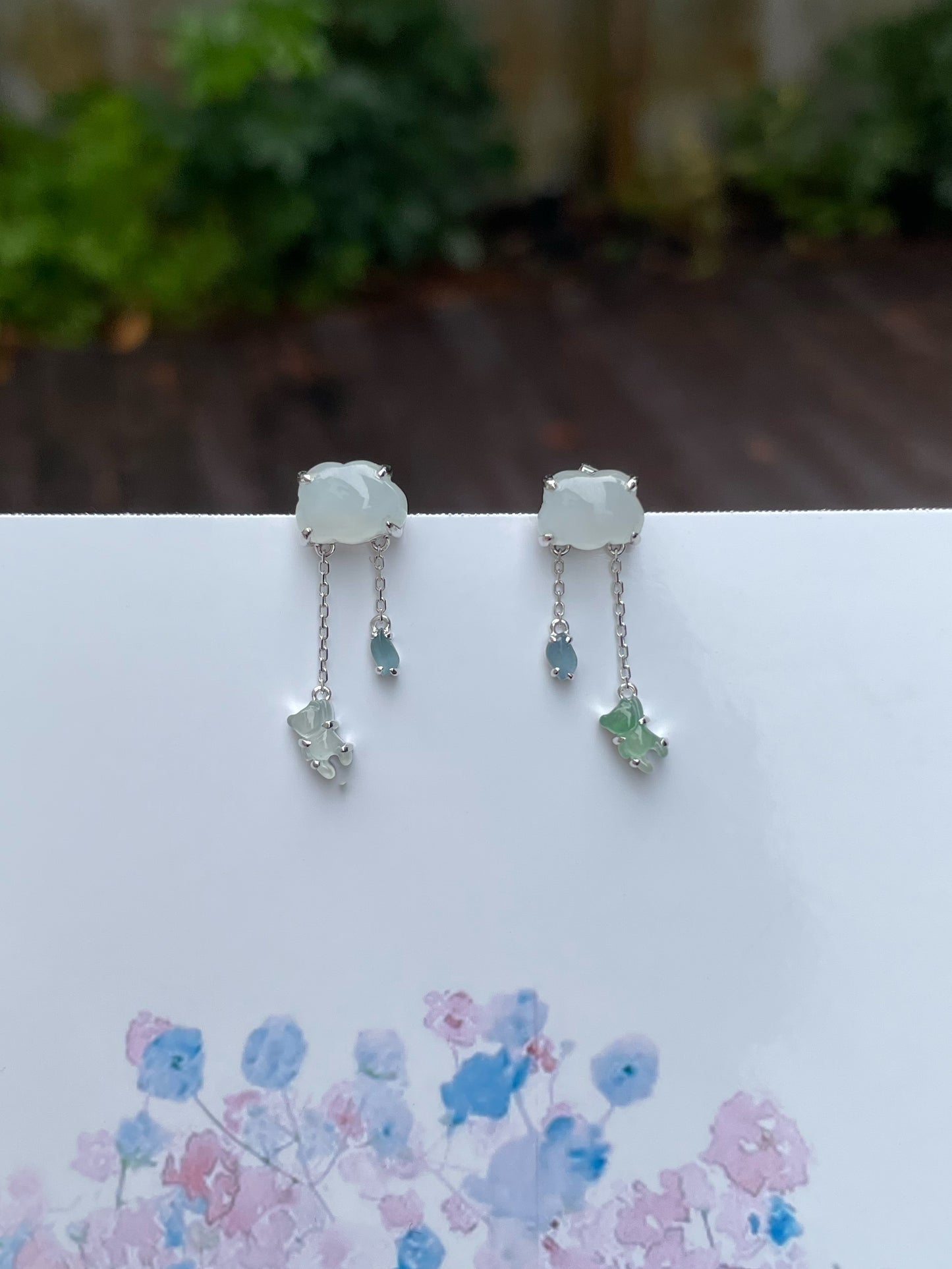 Jadeite Earrings - Fluffy Clouds With Teddy Bears  (NJE117)