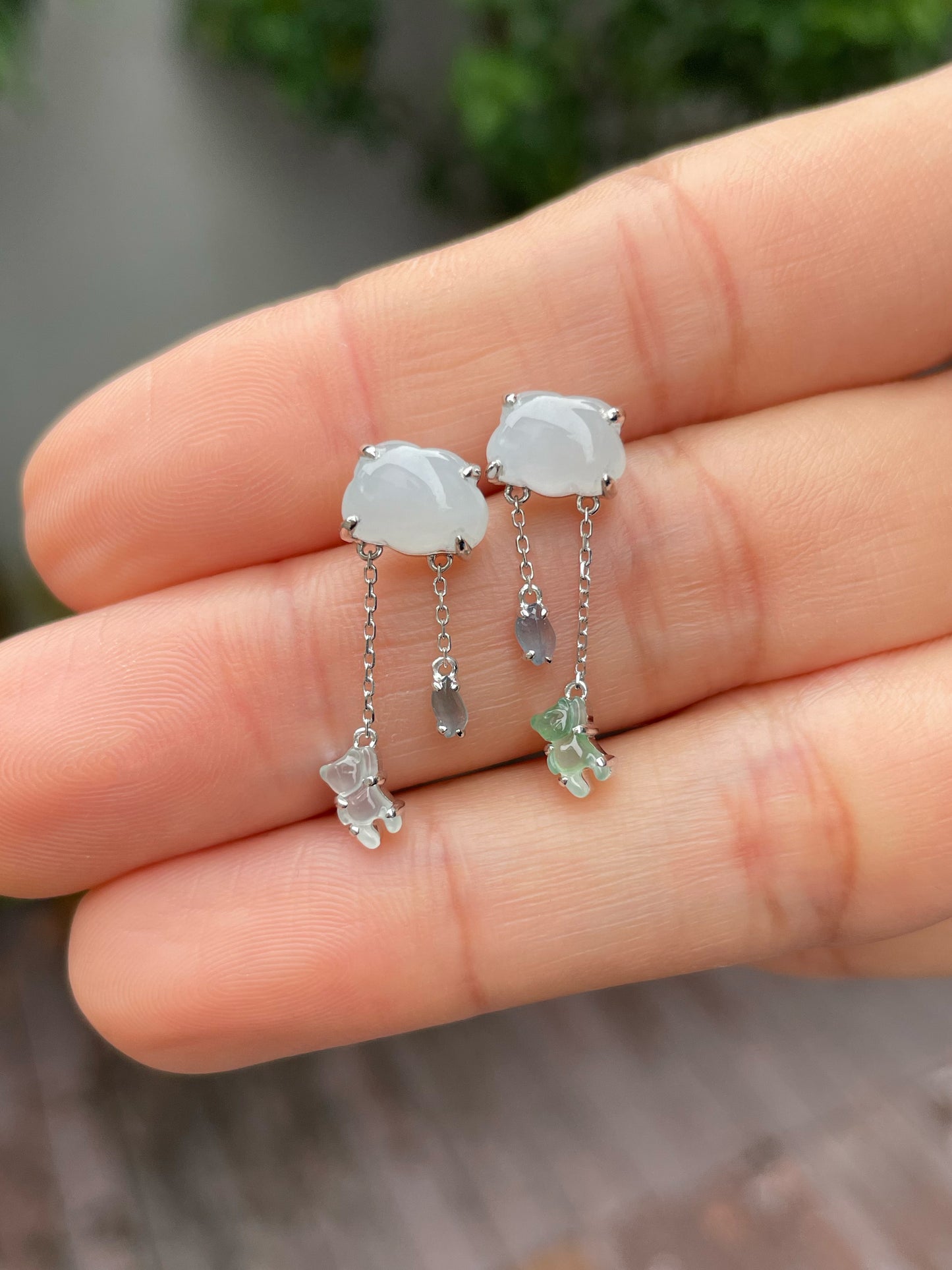 Jadeite Earrings - Fluffy Clouds With Teddy Bears  (NJE117)