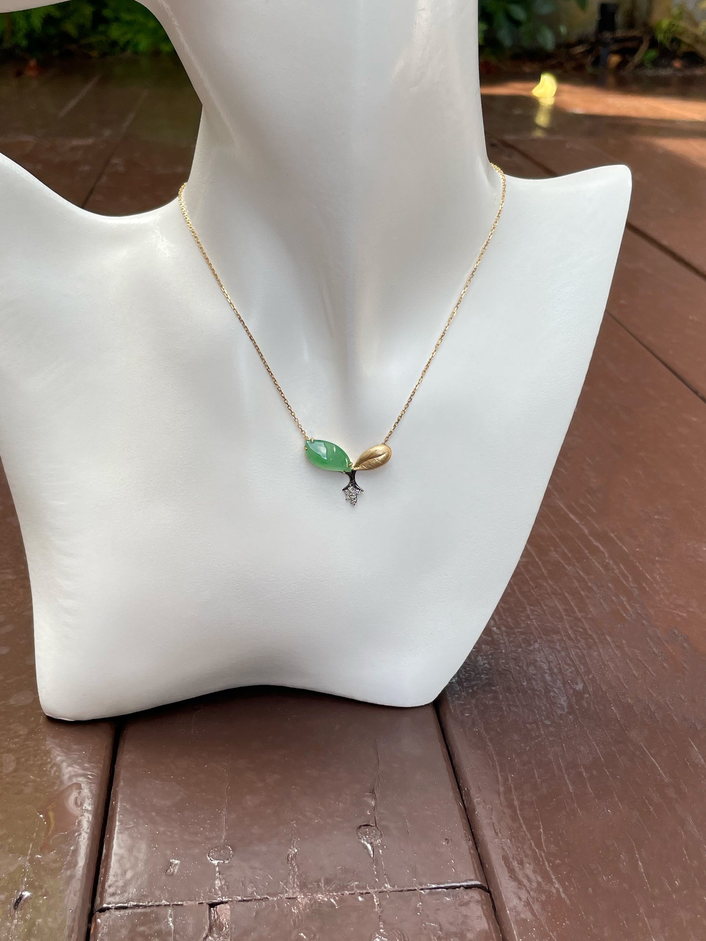 Icy Green Jade Pendant with Necklace (NJN020)