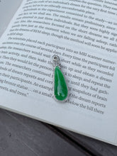 Load image into Gallery viewer, Green Jadeite Pendant (NJP003)
