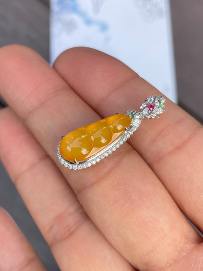 Orangy Yellow Jade Pendant -  Pea Pod Carving (NJP018)