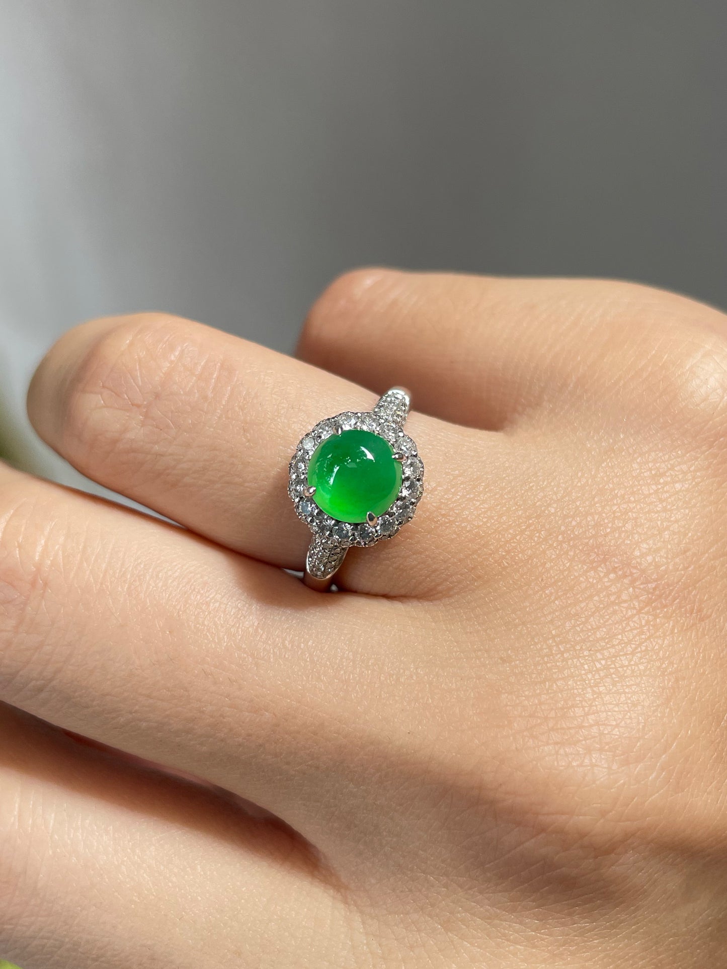 Icy Green Jadeite Cabochon Ring (NJR002)