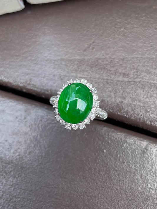 Green Jadeite Cabochon Ring (NJR016)