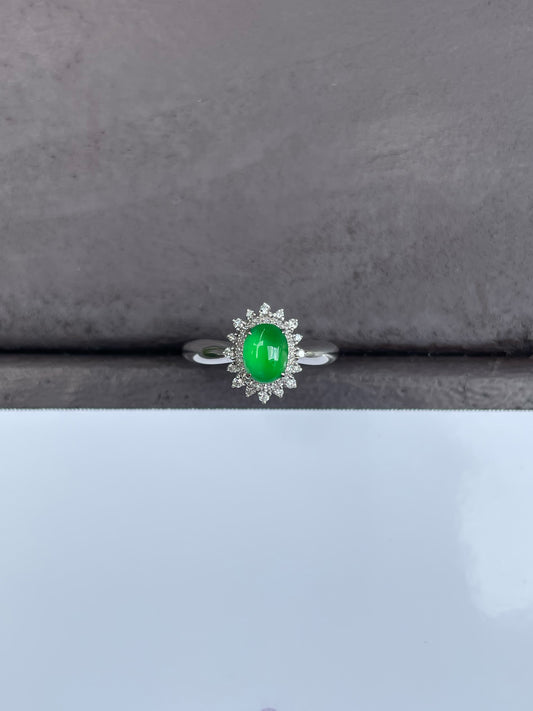 Green Jadeite Cabochon Ring (NJR017)