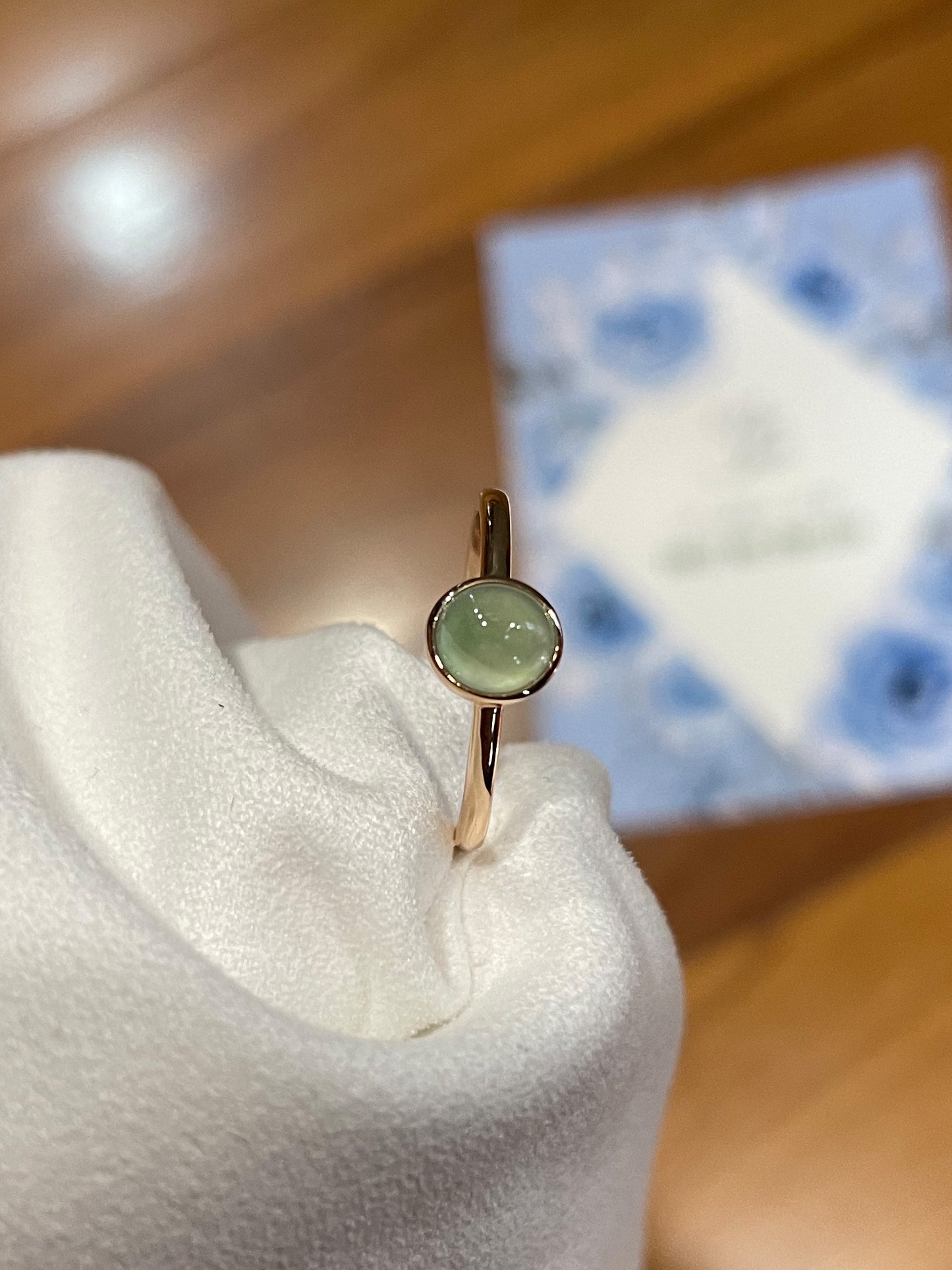 Light Green Jadeite Cabochon Ring (NJR019)