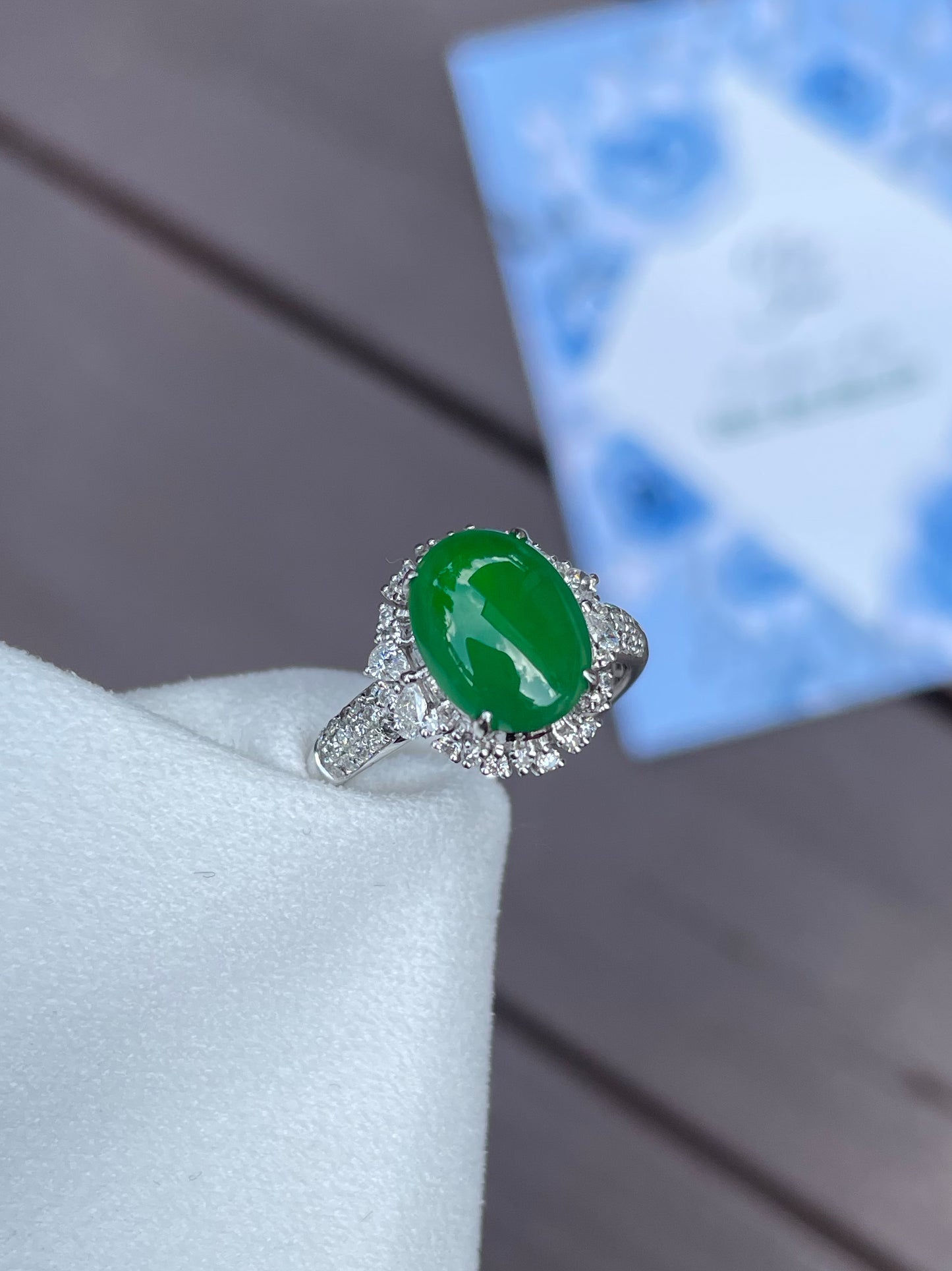 Green Jadeite Cabochon Ring (NJR020)