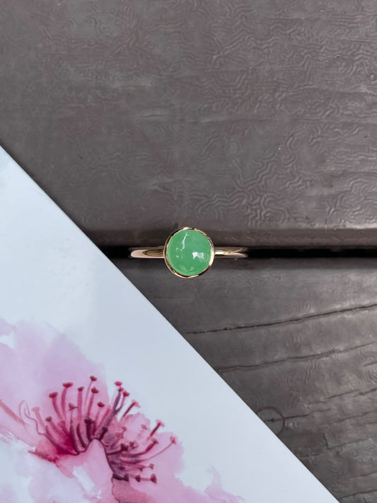 Light Green Jade Cabochon Ring (NJR035)