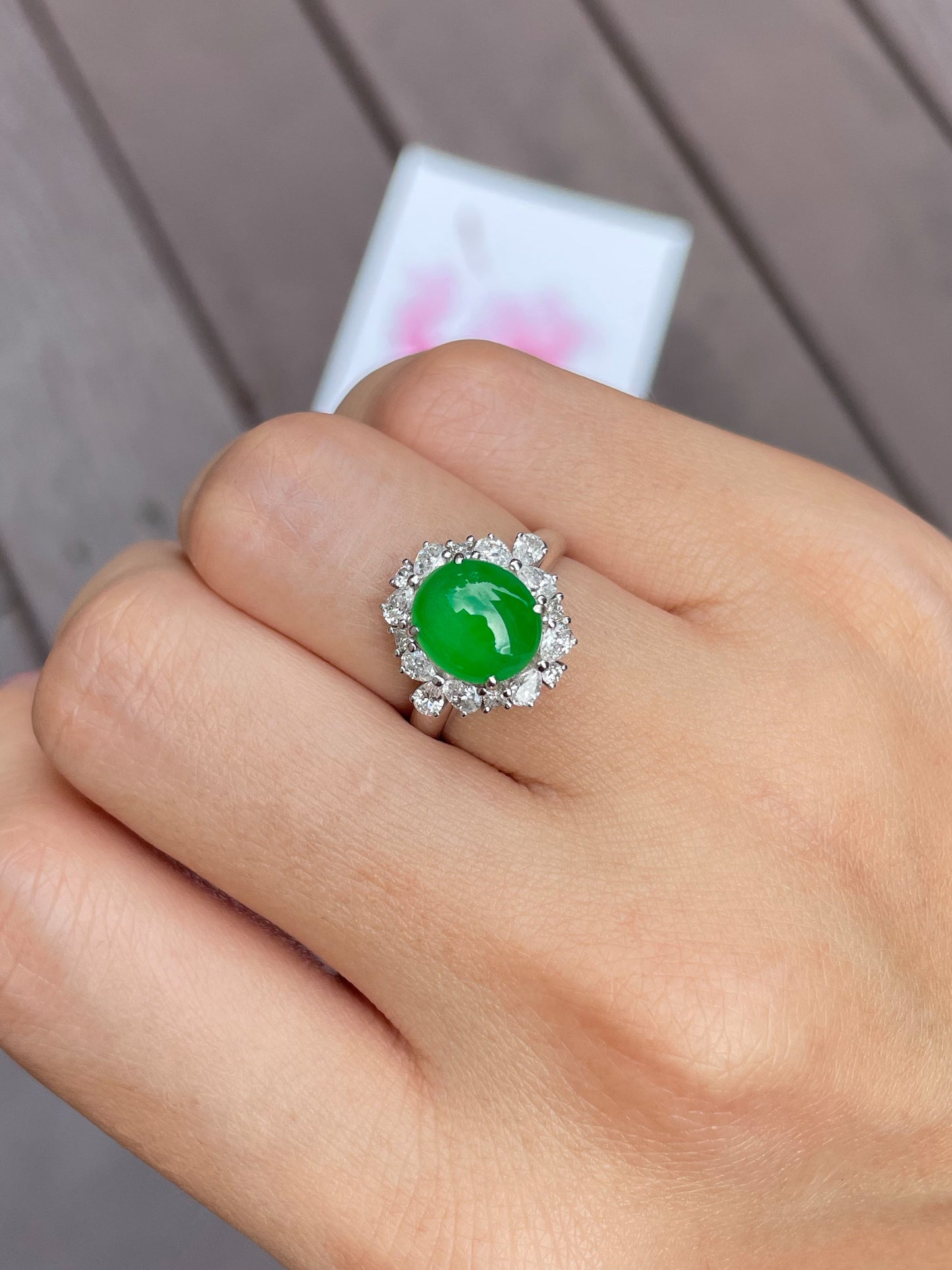 Green Jade Cabochon Ring (NJR037)